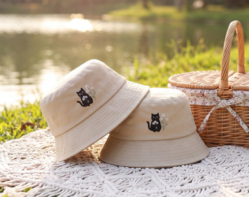 Embroidered Black Cat Bucket Hat, Cute Daisy Flower Cat Sun Hat, Cottagecore Cat Mom Gift, Aesthetic Summer Outdoor Beach Cap
